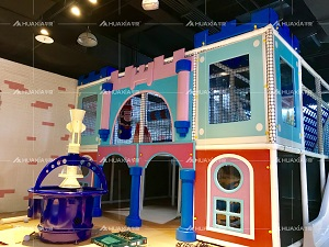 Nuevo parque infantil cubierto instalado en Taiwán