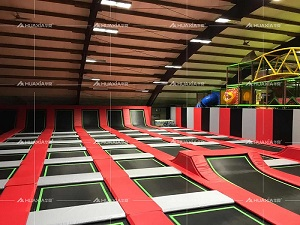 ¿Qué beneficios aporta el deporte de trampolín a los niños?