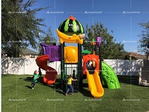 Cómo proteger el tobogán de acero inoxidable cuando hace mal tiempo