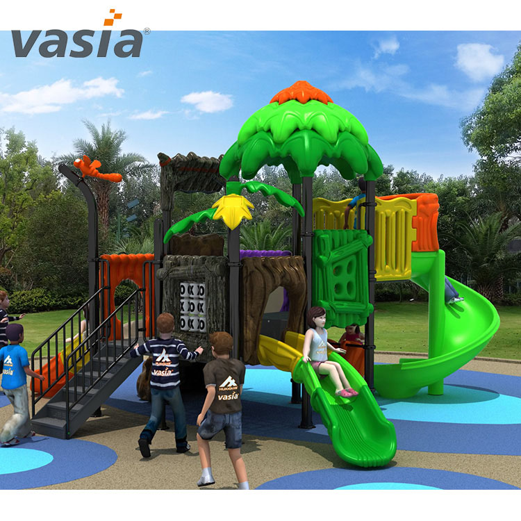 Patio de juegos para niños pequeños