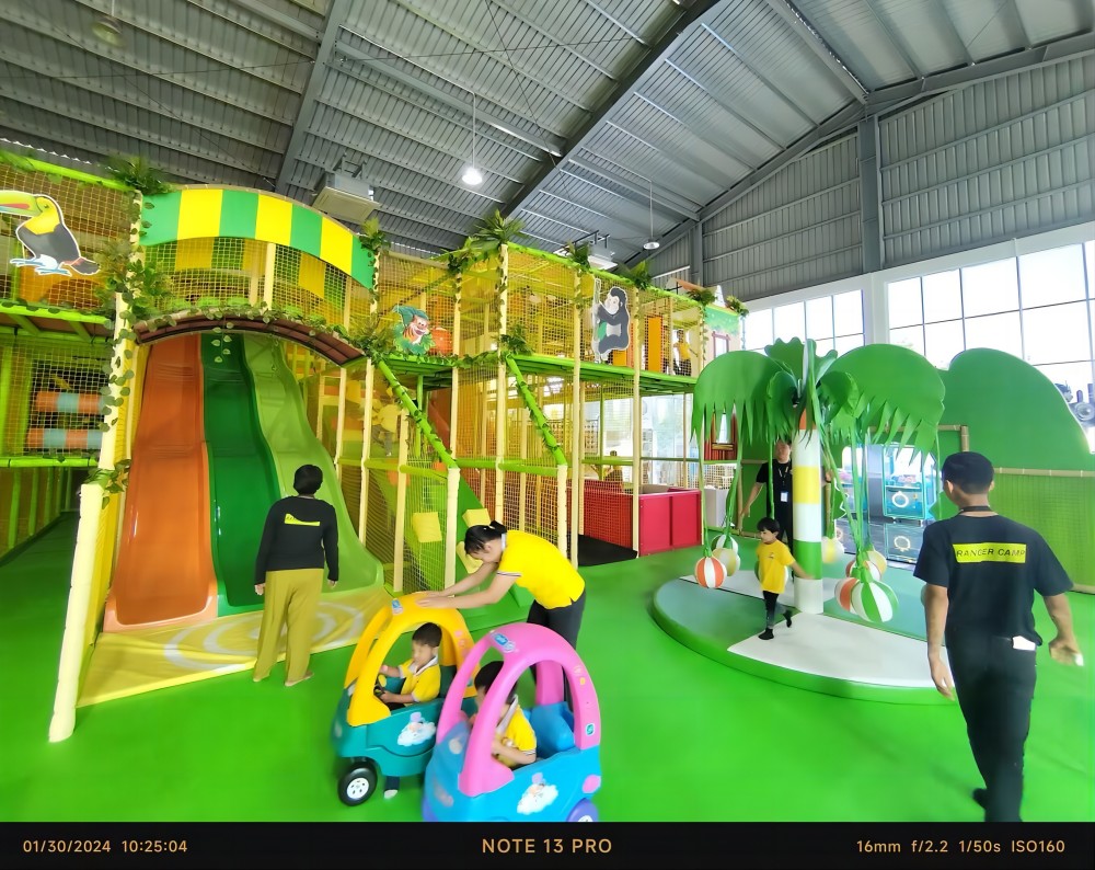 parque infantil interior W0056