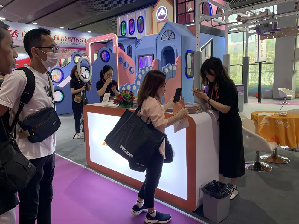 Exposici&oacute;n AAA W0005