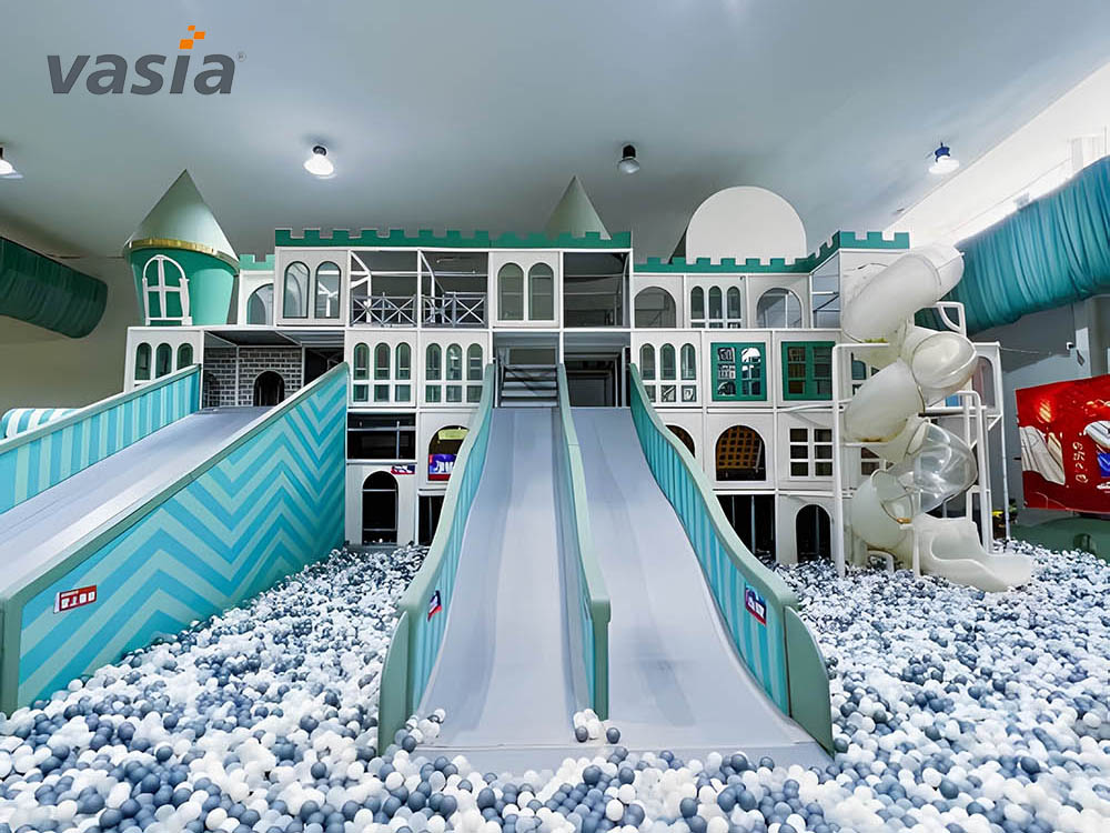 Parque de atracciones cubierto M0004