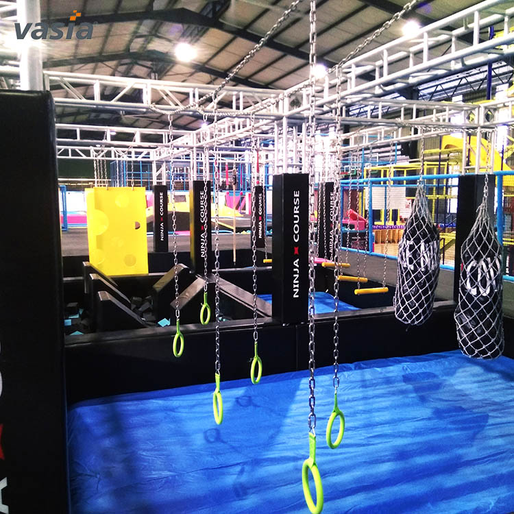 Parque de trampolines de atracciones para niños