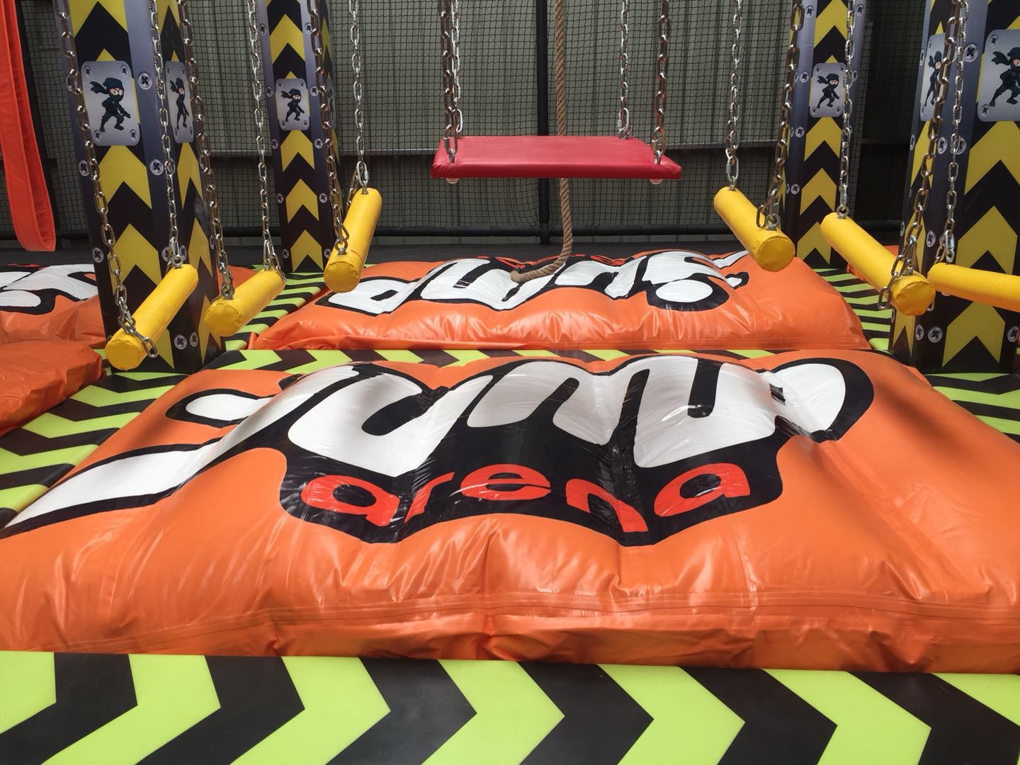 Nuevo parque de trampolines comercial grande al por mayor para niños y adultos