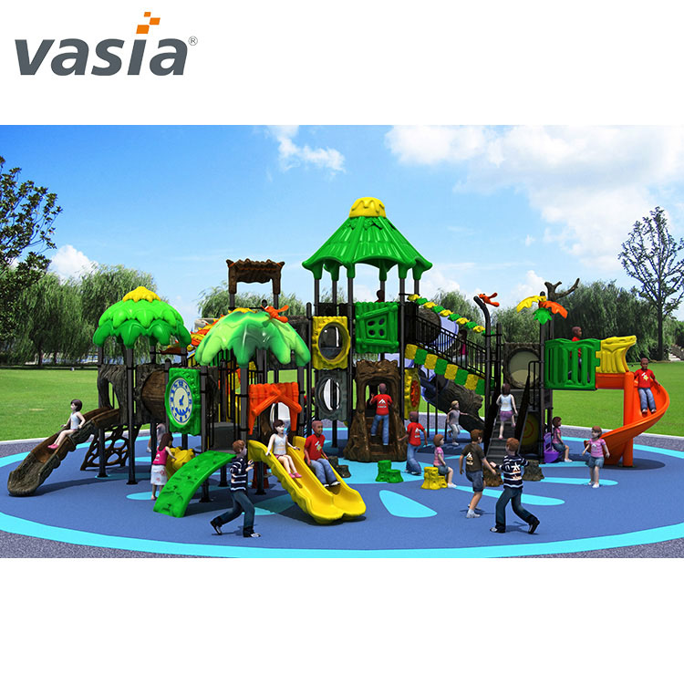 Patio de juegos para niños pequeños